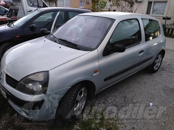 Renault - Clio - 1.5 Dci