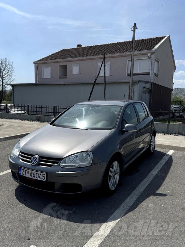Volkswagen - Golf 5 - 1.9 TDI