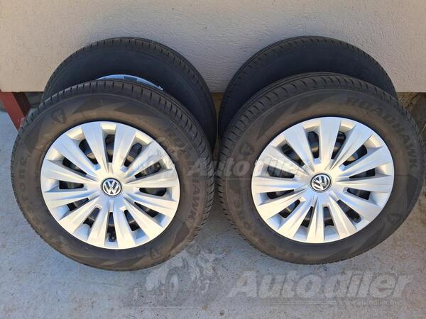 Fabričke rims and Firestone tires