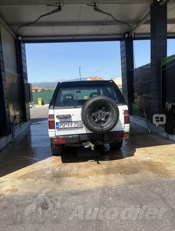 Opel - Frontera - 2.0