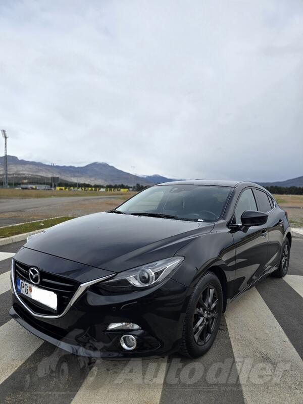 Mazda - 3 - 2.2 Skyactive D