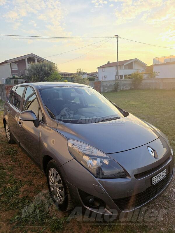 Renault - Grand Scenic - 1.9 dCi