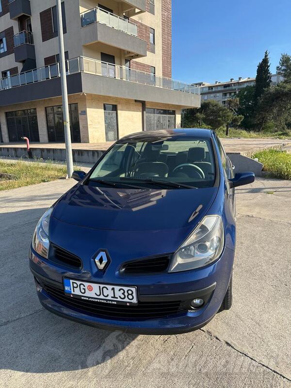 Renault - Clio - 1.5 dci