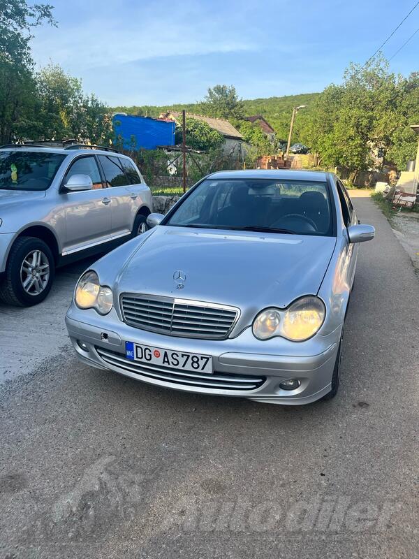 Mercedes Benz - C 200 - 2143