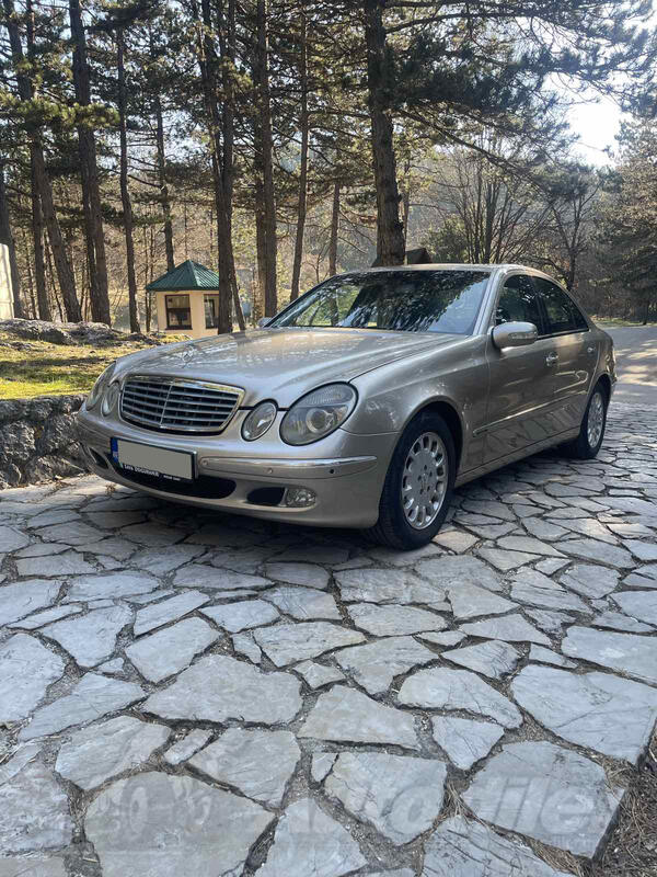 Mercedes Benz - E 220 - CDI