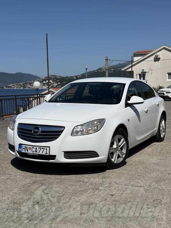 Opel - Insignia - 1.6