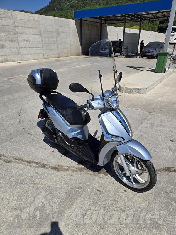 Piaggio - liberty 150