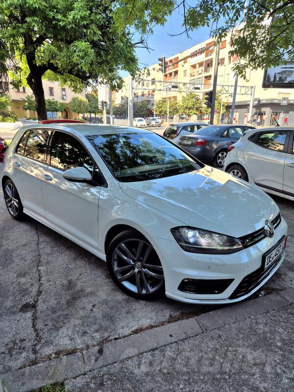 Volkswagen - Golf 7 - 2.0 TDI R-Line
