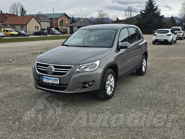 Volkswagen - Tiguan - 2.0 tdi