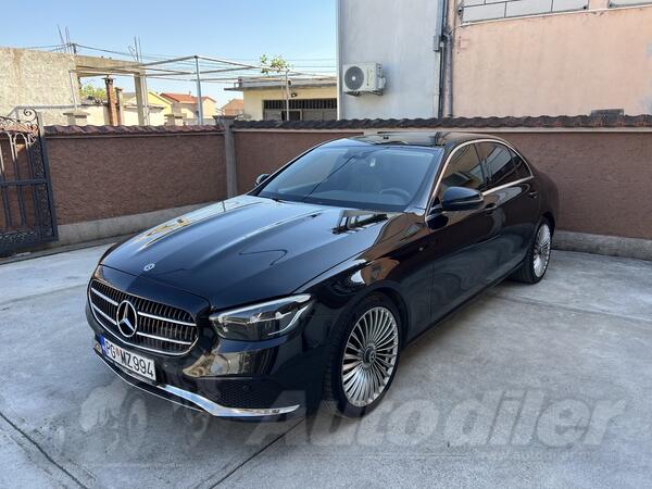 Mercedes Benz - E 220 - cdi