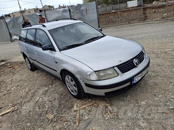 Volkswagen - Passat - 1900