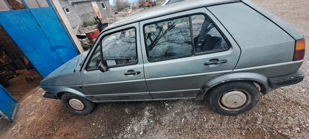 Volkswagen - Golf 2 - 1.6 benzin