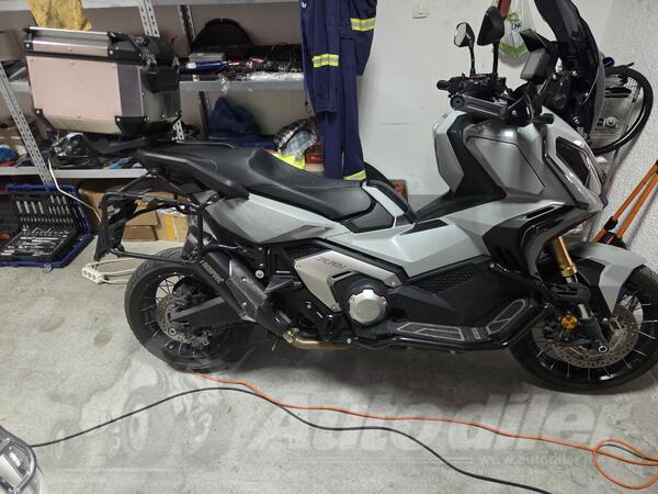 Honda - X Adv 750