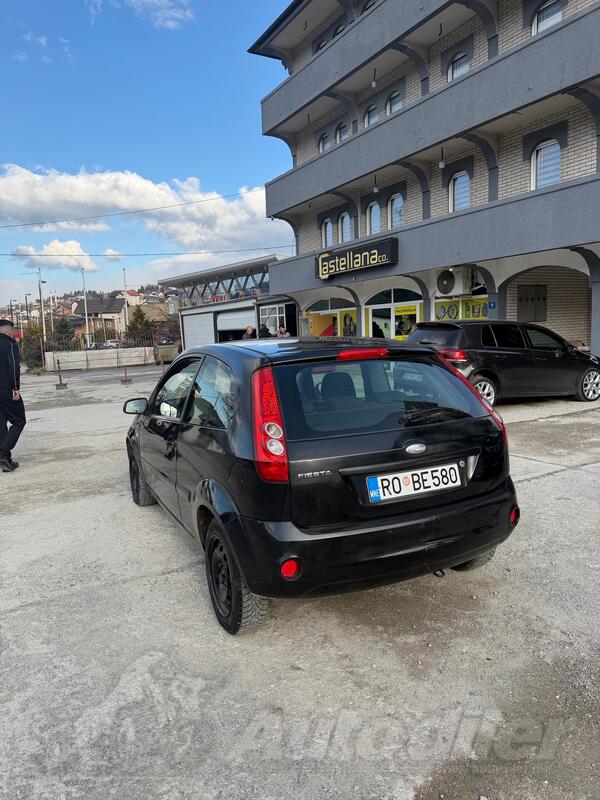 Ford - Fiesta - 1.2