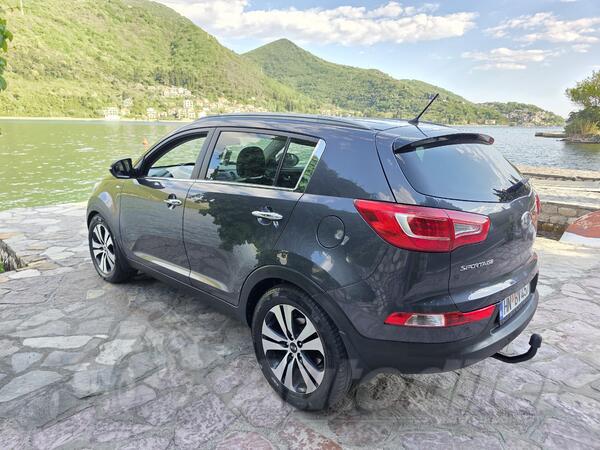 Kia - Sportage - 2.0 4x4