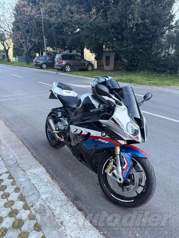 BMW - s1000rr