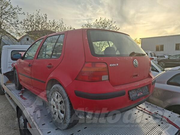 Volkswagen - Golf 4 - 1.4 benzinac