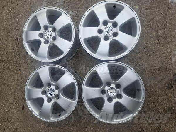 Oxigin rims and Vredstain fulda tires