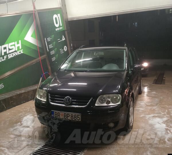 Volkswagen - Touran - 2.0