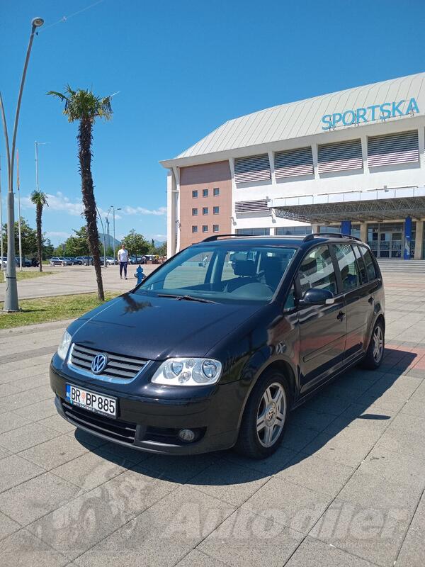 Volkswagen - Touran - 2.0