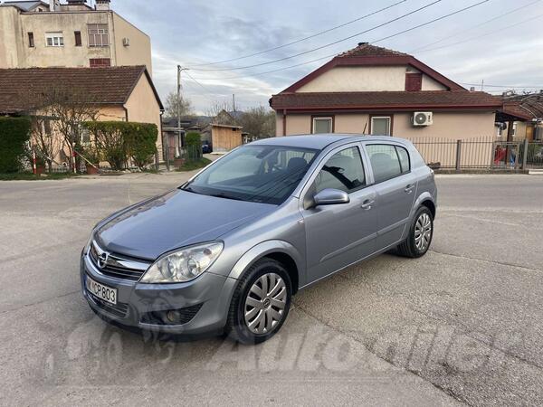 Opel - Astra - 1.3 CDTI ECO FLES