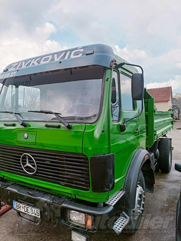 Mercedes Benz - 16/22