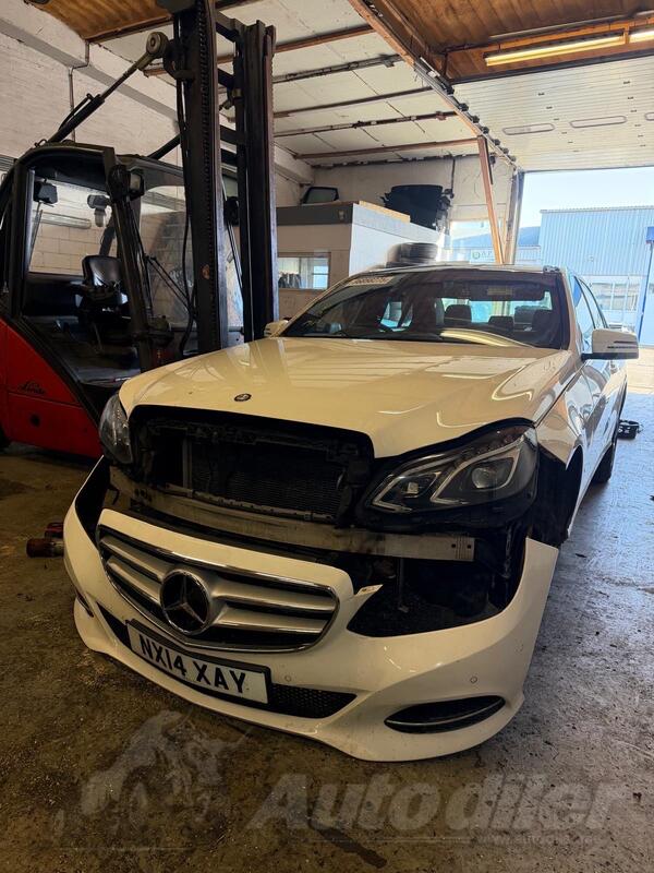 U djelovima Mercedes Benz - E 220 220 cdi
