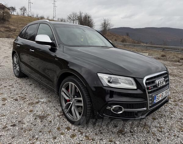 Audi - SQ5 - 3.0 TDI plus quattro