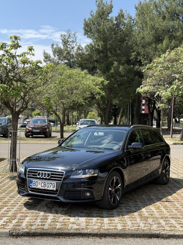 Audi - A4 - 1.8 TFSI QUATTRO