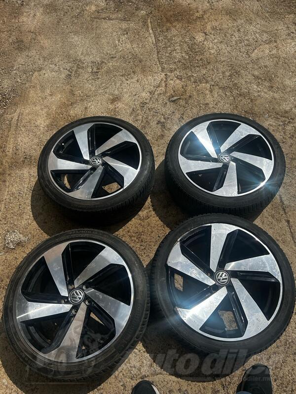 Fabričke felne i continental gume