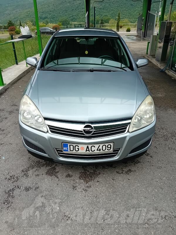 Opel - Astra - 1.4