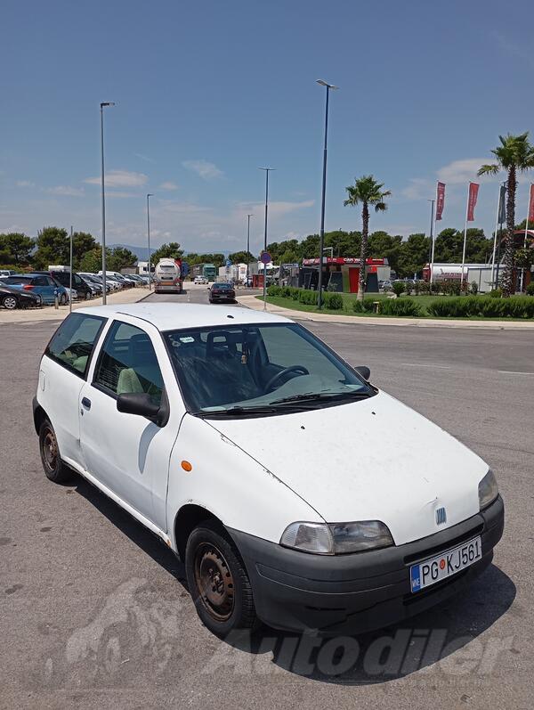 Fiat - Punto - 1.1 benzin