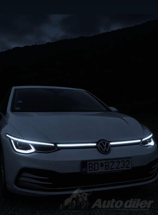 Volkswagen - Golf 8 - 2.0 TDI