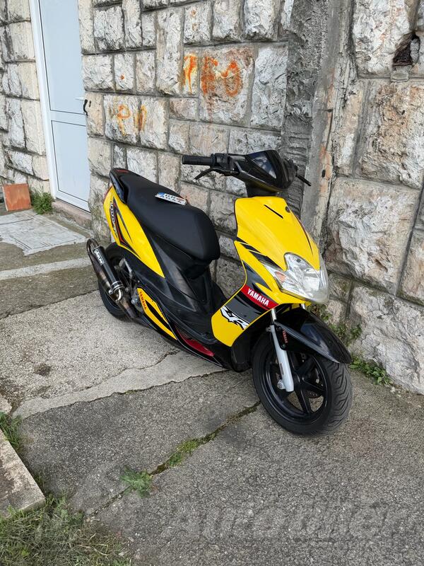 Yamaha - Jog RR
