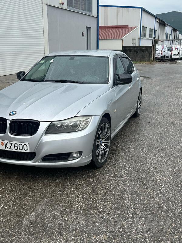 BMW - 318 - 20