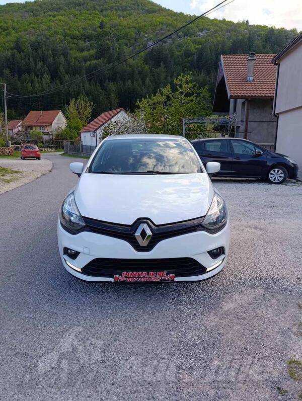 Renault - Clio - 1.5 DCI