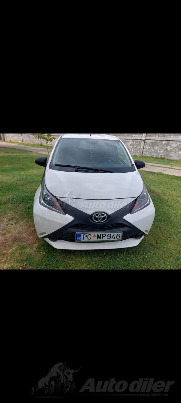 Toyota - Aygo - 1.0 benz+sekvet plin