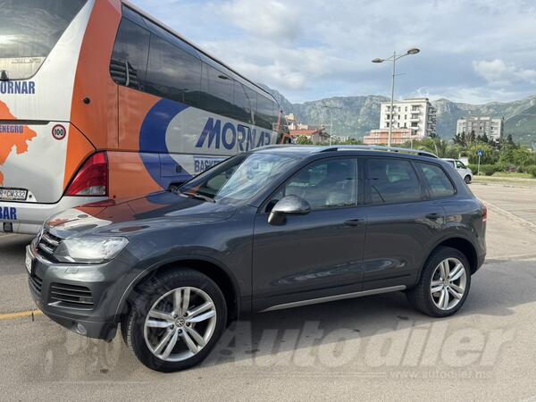 Volkswagen - Touareg