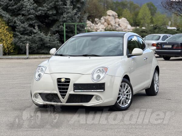 Alfa Romeo - MiTo - 1,3 JTD FULL OPREMA FERRARI KOŽA ODRADJEN SERVIS