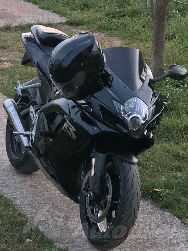 Suzuki - gsxr