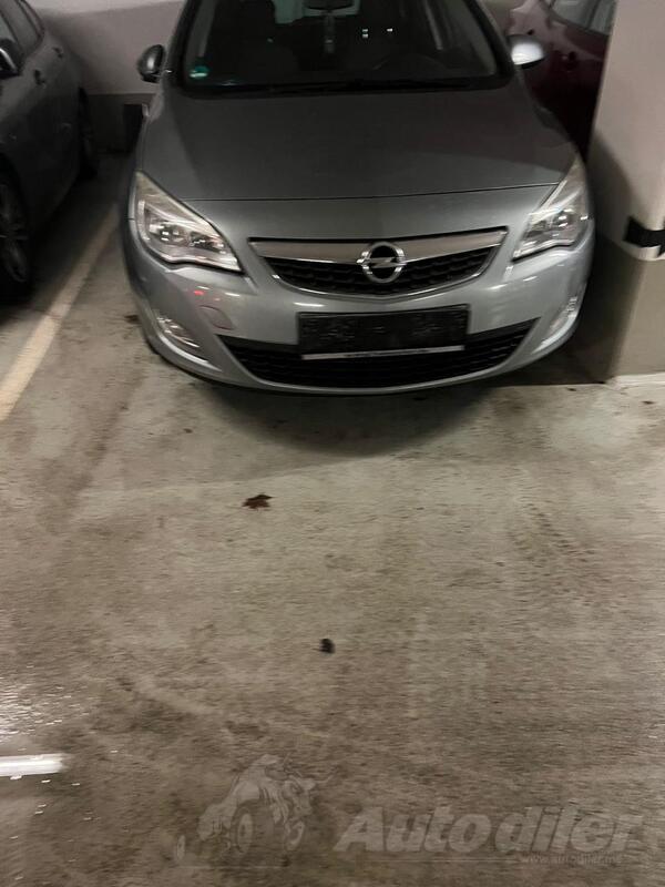 Opel - Astra