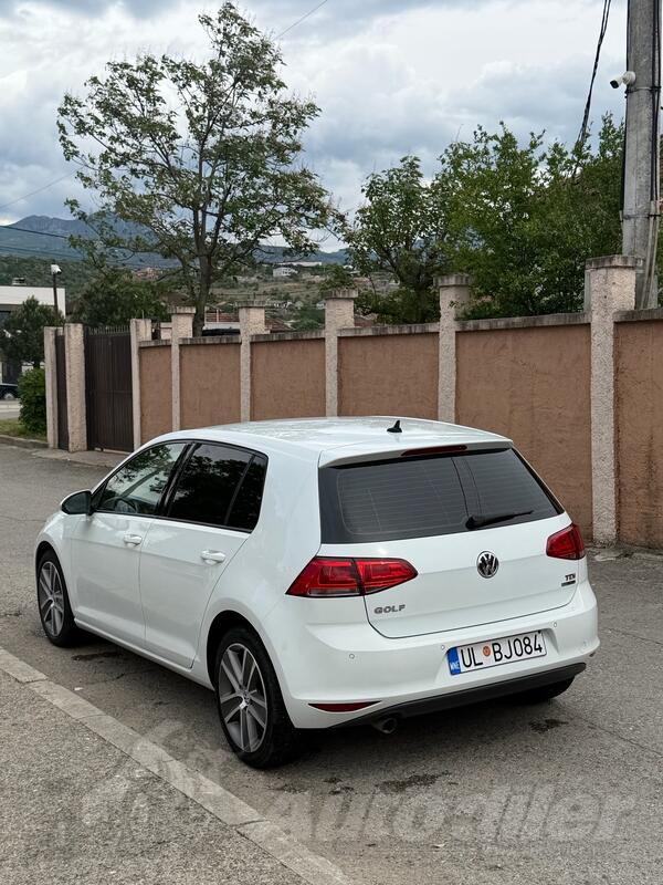 Volkswagen - Golf 7 - 1,6
