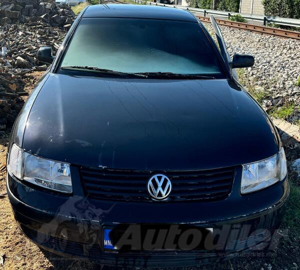 Volkswagen - Passat - 1.6 benz Sekvent plin