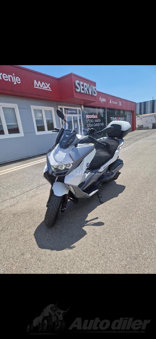 BMW - c400Gt