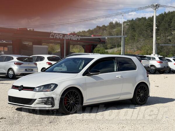 Volkswagen - Golf 7 - 1.6