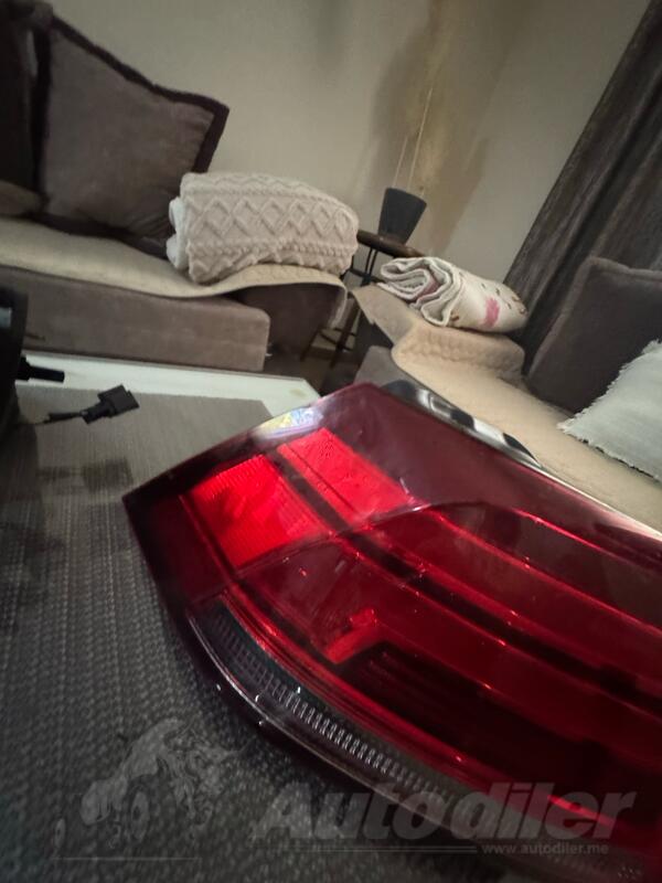 Oba stop svjetla za Volkswagen - Golf 7.5    - 2017