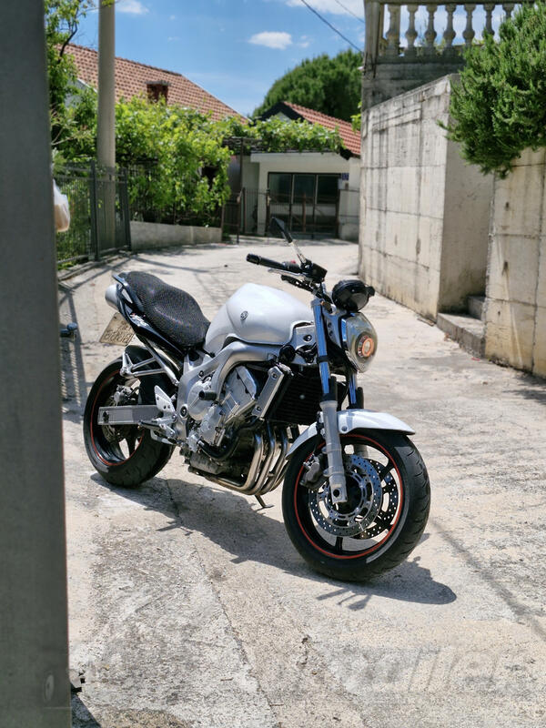 Yamaha - fz6n