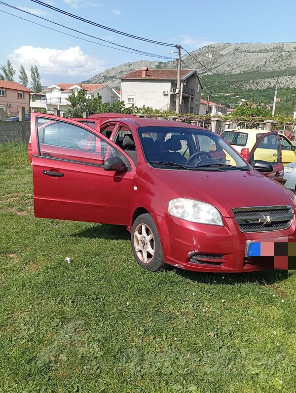 Chevrolet - Aveo - 1,2