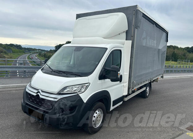 Citroen - Jumper 2.2 BlueHDi kamion s ceradom < 3.5t / LA2498