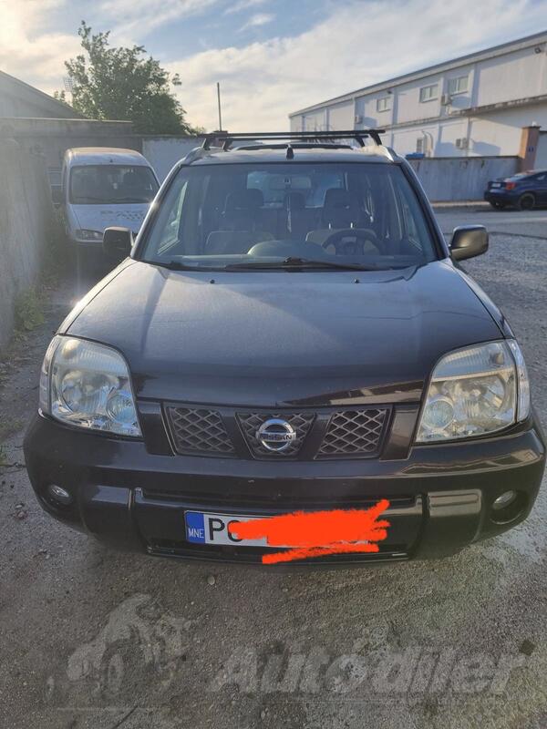 Nissan - X-Trail - 2.2